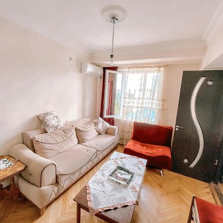 Naira Apartment Batumi Zewnętrze zdjęcie