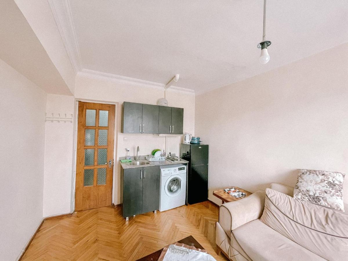 Naira Apartment Batumi Zewnętrze zdjęcie