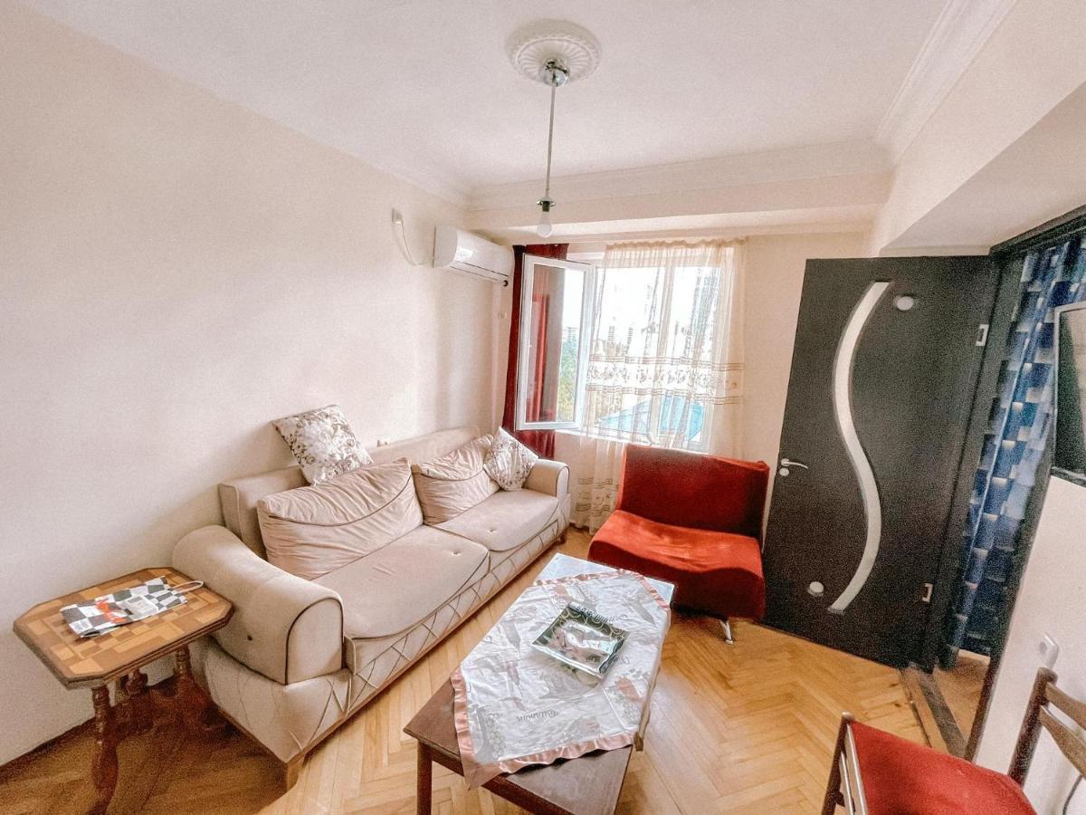 Naira Apartment Batumi Zewnętrze zdjęcie